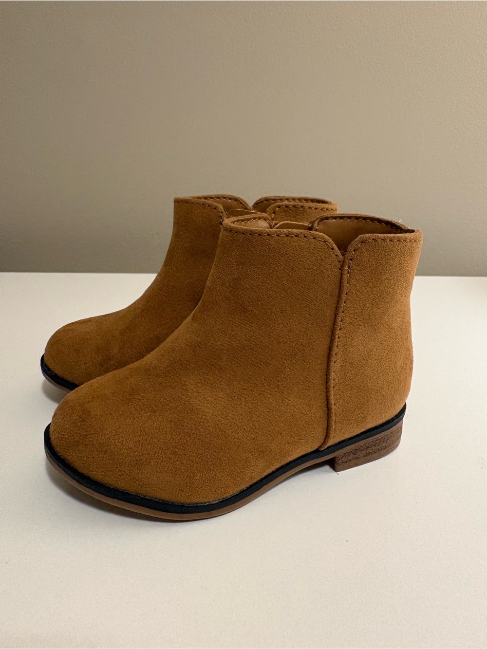 Toddler Girl size 5 Boot